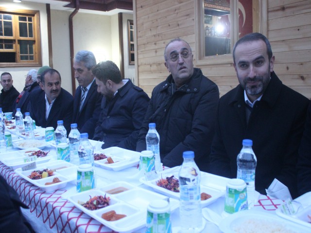 Muradiye belediyesi iftar programı