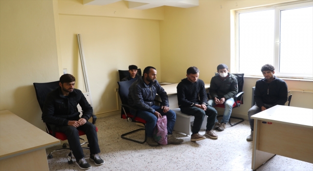 Bayburt’ta 10 düzensiz göçmen yakalandı