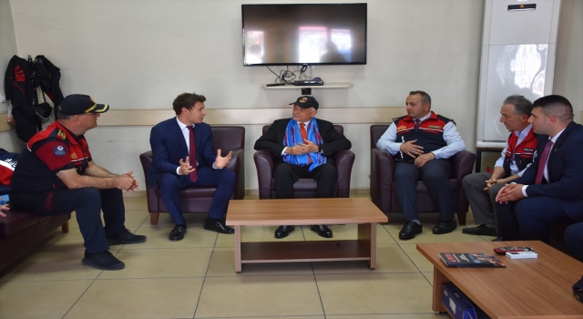 Paraguay’ın Ankara Büyükelçisi Valdez, Trabzon’da itfaiyecileri ziyaret etti: