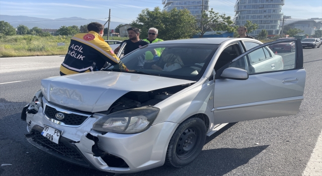 zincirleme trafik kazasında 2 kişi yaralandı
