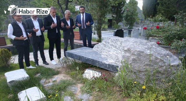 Abdullah Avcı, Özkan Sümer'in mezarını ziyaret etti