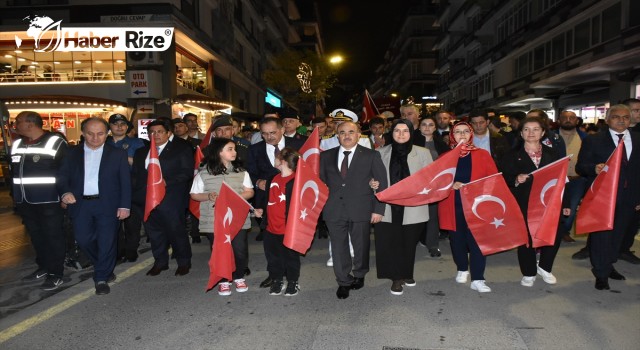 Samsun’da Fener Alayı ve Gençlik Festivali Yürüyüşü yapıldı