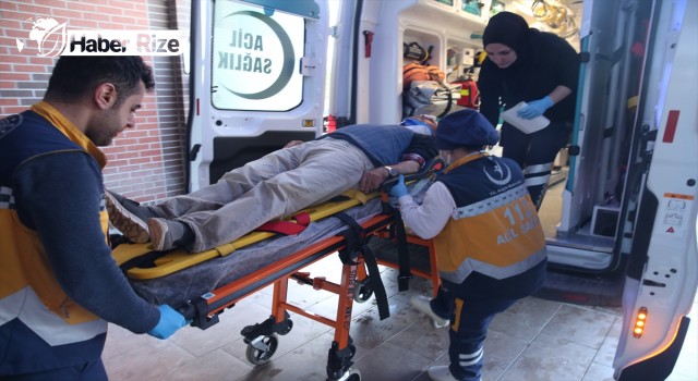 Tokat’ta çekiciye arkadan çarpan servisteki 4 öğrenci yaralandı