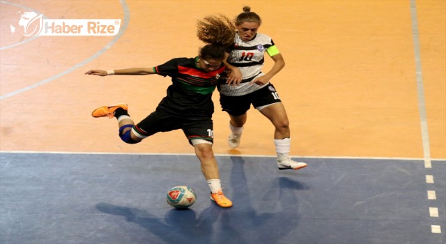 İşitme Engelliler Kadın Futsal Türkiye Şampiyonası'na Ev Sahipliği Yapıyor