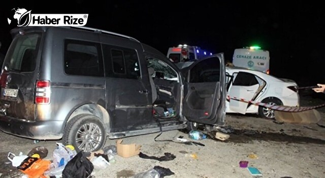 Manisa'da trafik kazası: 2 ölü 2 ağır yaralı