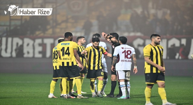İstanbulspor-Trabzonspor karşılaşması yarıda kaldı