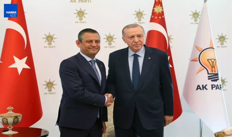 Erdoğan, CHP lideri Özel ile görüşüyor