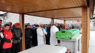 Artvin’de çığ altında kalan milli takım antrenörü dağcının cenazesi Erzurum’da toprağa verildi