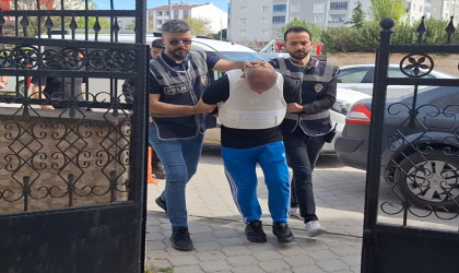 Samsun’da tartıştığı arkadaşını bıçakla öldüren zanlı tutuklandı
