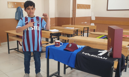 Trabzonspor, Patnoslu Nurullah’ın ”bordomavi” tutkusuna kayıtsız kalmadı