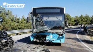Belediye otobüsü ile otomobilin çarpıştı: 3 yaralı