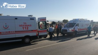 Devrilen midibüsteki 1 turist öldü, 13 kişi yaralandı