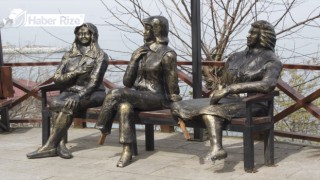 "Üç kız heykeli" yeniden tahrip edildi