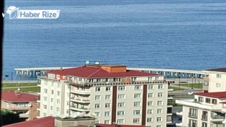 Rize'de Yeni Yapılan İskele Tehlike Saçıyor