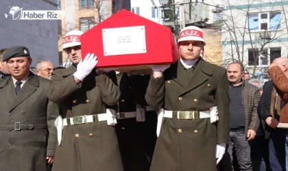 İzmir'de kalp krizi sonucu hayatını kaybeden asker, Ordu'da son yolculuğuna uğurlandı