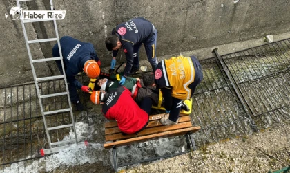 Bolu'da okul bahçesindeki parmaklıkların kırılmasıyla su kanalına düşen 2 öğrenci yaralandı
