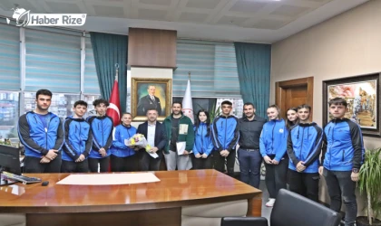 Ardeşen Liseleri Hokey Takımları Türkiye Şampiyonası İçin Hazır!