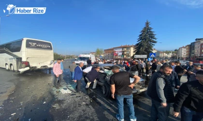 Bolu'da yolcu otobüsüne çarpan otomobildeki 2 kişi öldü, 1 kişi yaralandı