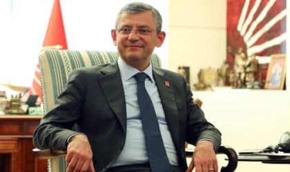 CHP Genel Başkanı Özel, KESK Eş Başkanı Koçak’la görüştü