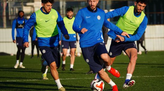 Çaykur Rizespor, Trabzonspor Derbisi İçin Hazırlıklara Başladı