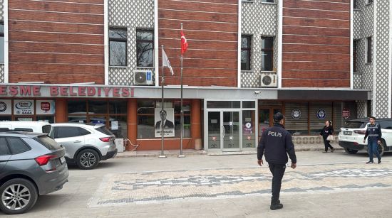 Eşme Belediye Başkanı ve Eşi Gözaltına Alındı