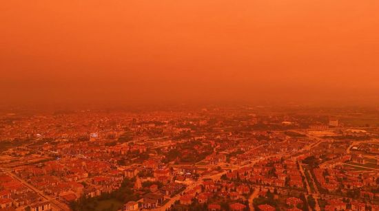 Şen'den Toz Taşınımı Uyarısı: Cam Açmayın, Maske Takın