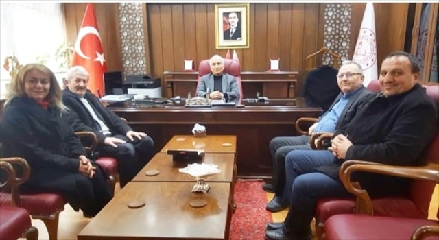 MHP İlçe Başkanlığından ”Bir Mont Bir Bot” kampanyası