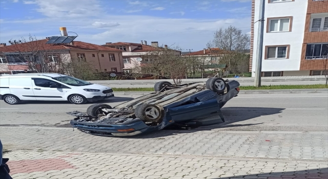 Ladik’te devrildi