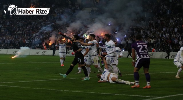 TFF 2. Lig'e yükselen Arnavutköy Belediyespor, kupasını aldı