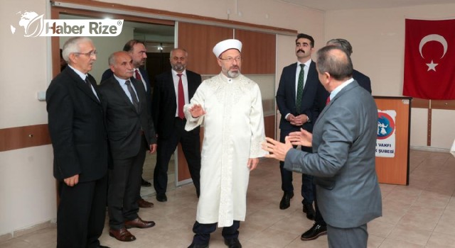 Diyanet İşleri Başkanı Erbaş, Ali Baba Cemevi'ni ziyaret etti