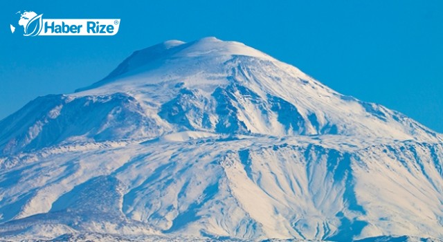 Ağrı Dağı karla büründü