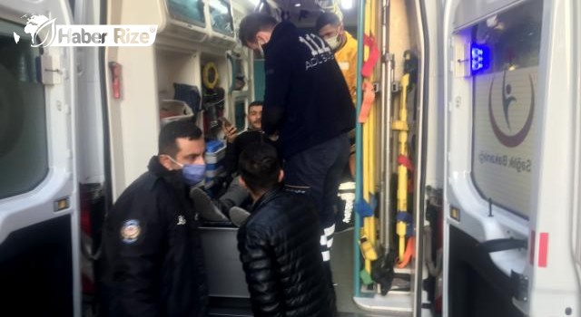 Bir kişi bıçakla yaralandı