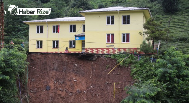 Rize'de heyelan nedeniyle eğitime 14 ay ara veren okul