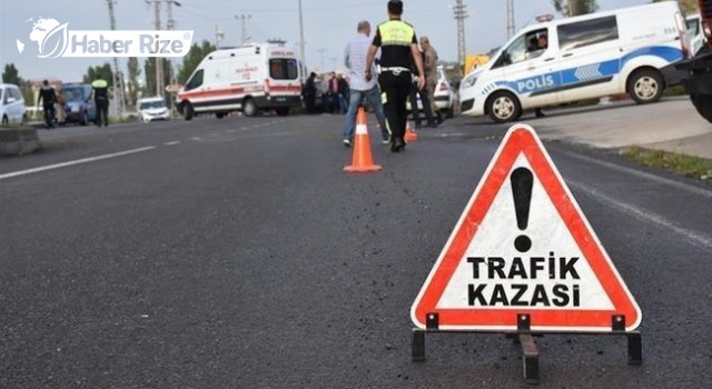 Servis midibüsü devrildi, 9 kişi yaralandı