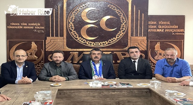 Bakan Yusuf Tekin, Rize MHP İl Başkanlığı'nda