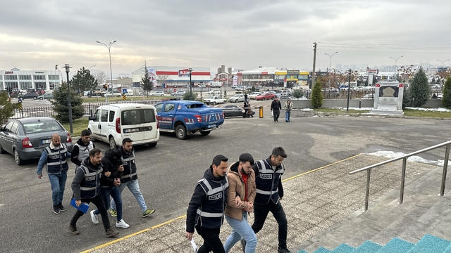 "silinen görüntüleri geri getireceğim" bahanesiyle dolandırıcılığa 3 tutuklama