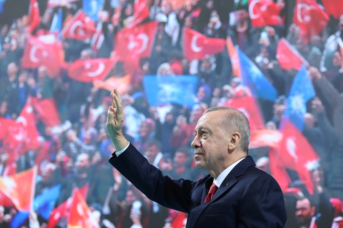 Erdoğan: Bölgemizin geleceğini terörle karatmaya çalışanlara izin vermeyeceğiz
