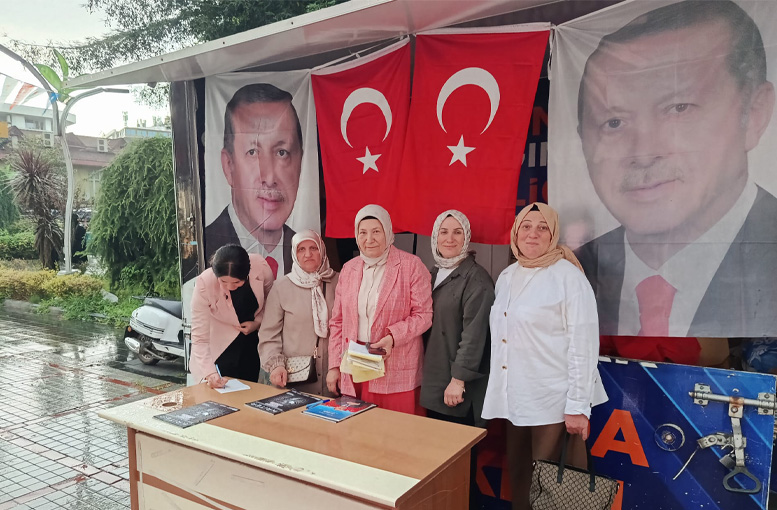 AK Parti Rize Kadın Kolları’ndan Üye Seferberliği