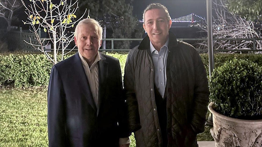 Ali Koç'tan eski başkan Aziz Yıldırım'a ziyaret