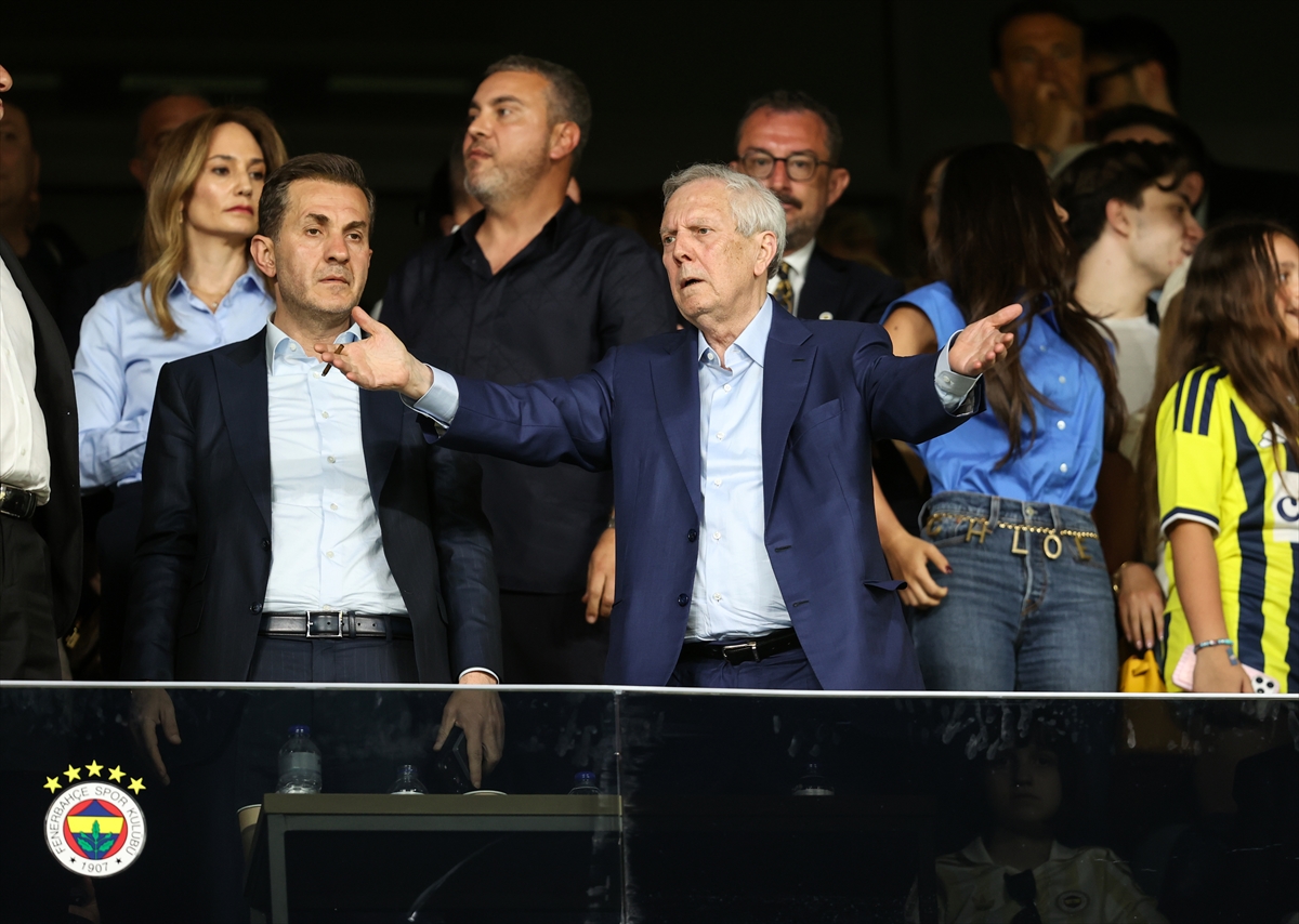 Aziz Yıldırım Yeniden Fenerbahçe Başkanı: “Kazanan Fenerbahçe’dir”