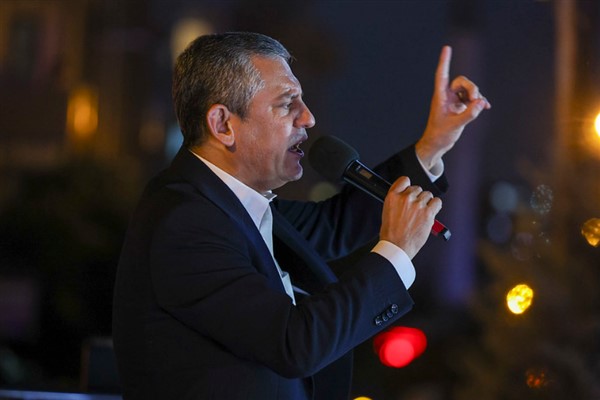 CHP Genel Başkanı Özel, Antalya'da vatandaşlara seslendi