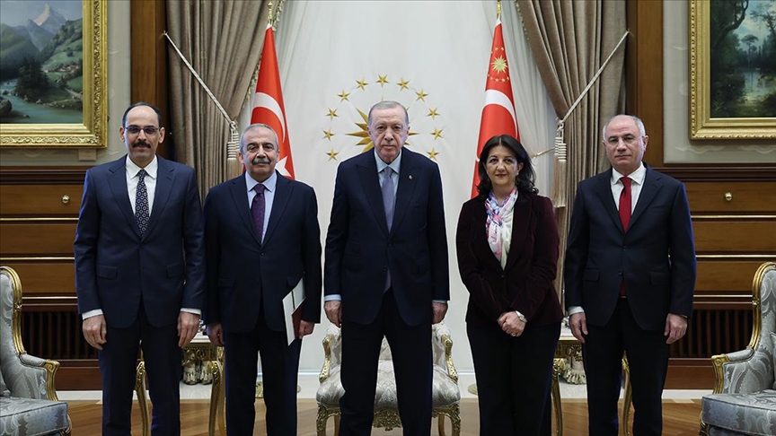 Cumhurbaşkanı Erdoğan, DEM Parti Milletvekilleriyle Görüştü