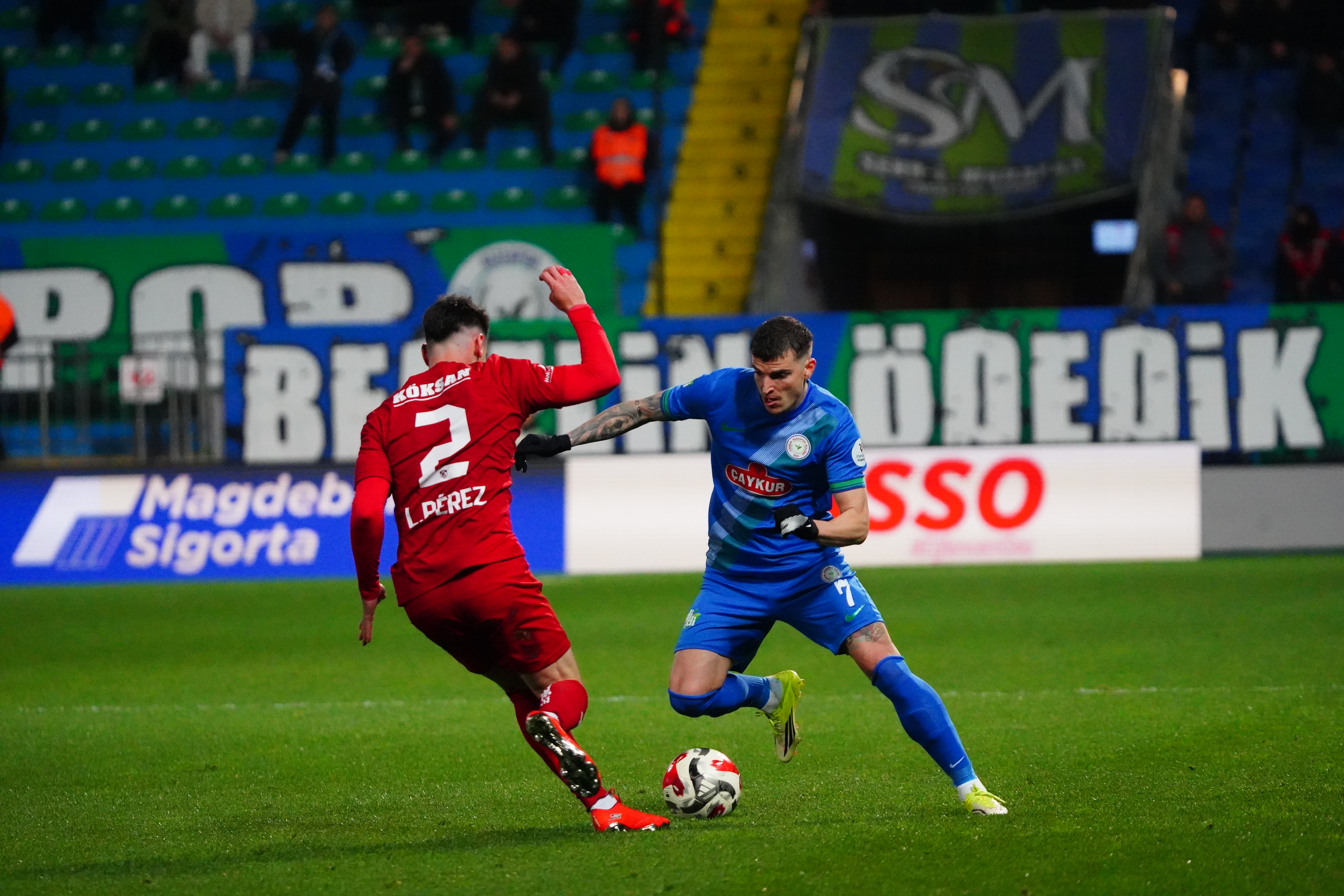 Rizespor’dan Geri Dönüş Zaferi: Gaziantep FK’yı 2-1 Mağlup Etti