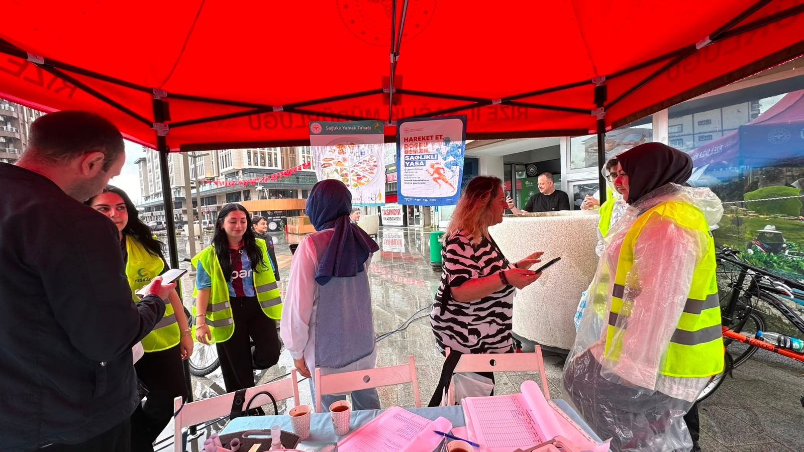 Rize’de “Hareket Yaşını Öğren, Sağlıklı Yaşa” Kampanyası Sürüyor