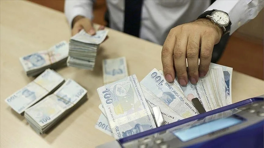 Emeklilerin Bayram İkramiyesi Fark Ödemeleri Yarın Hesaplara Yatacak