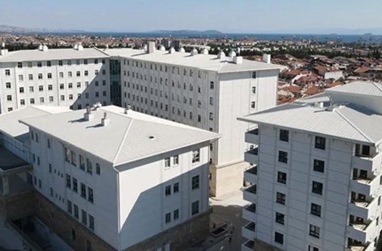 İki öğrenci yurdu müdürü ve müdür yardımcısı görevden alındı