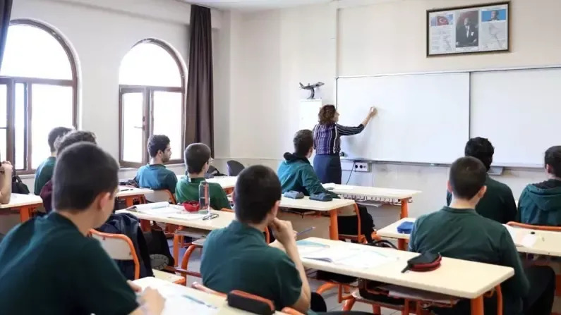 MEB'den Erken Yaz Tatili Düzenlemesi: Tarih Değişikliği Bekleniyor