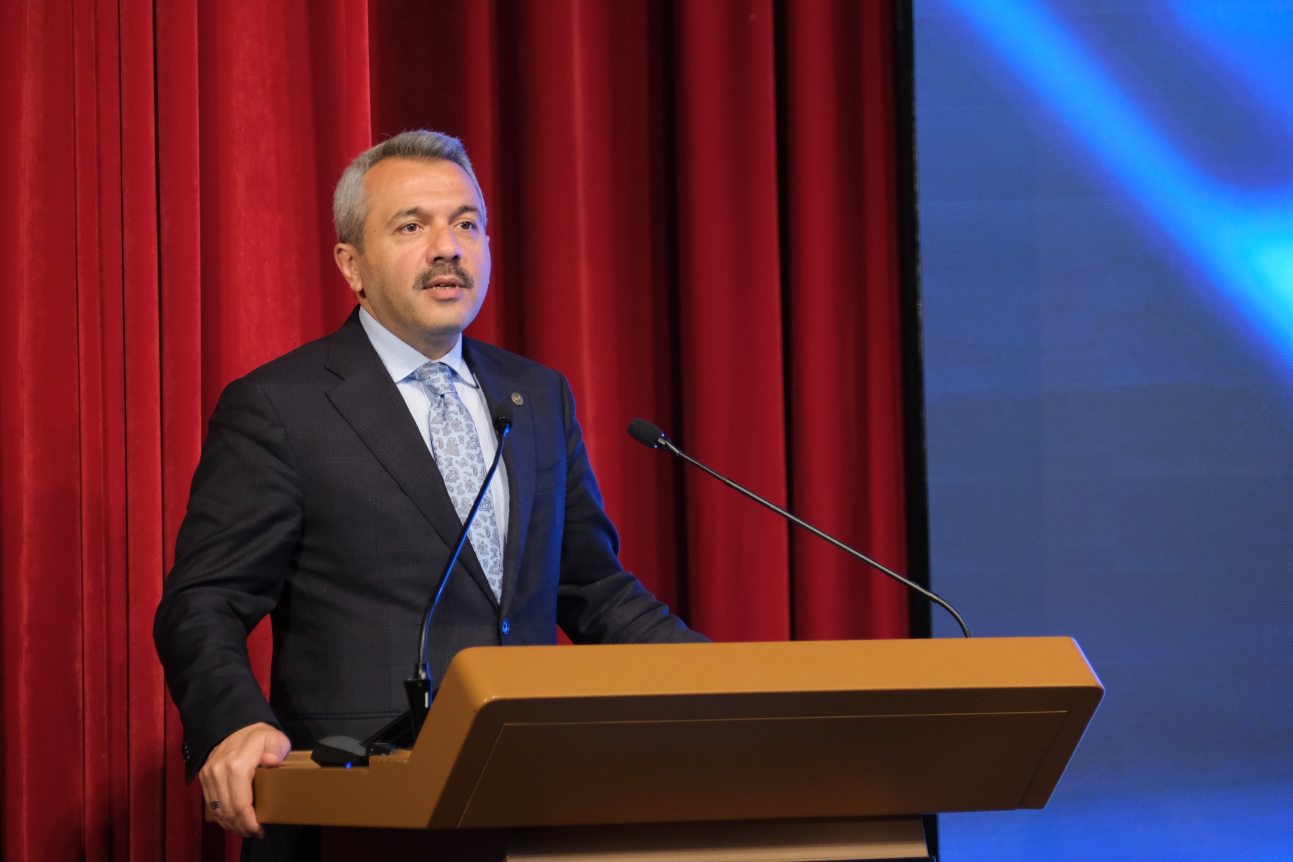 Üniversitemizde Akademik Yükselme Töreni Düzenlendi