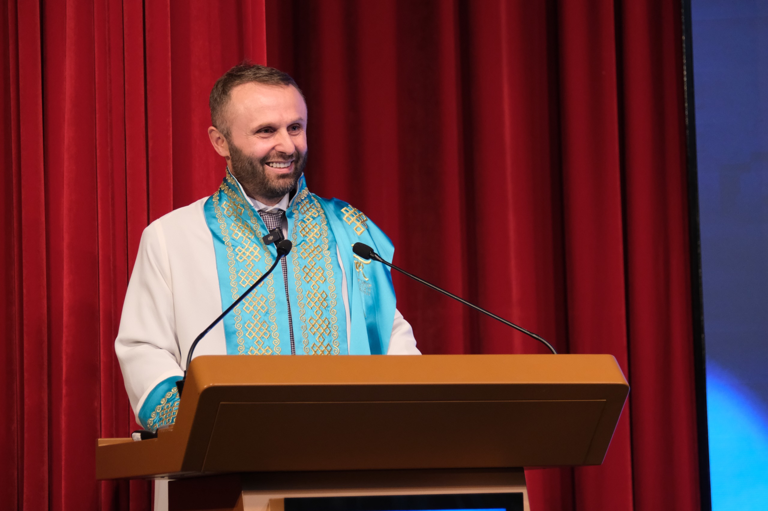 Üniversitemizde Akademik Yükselme Töreni Düzenlendi