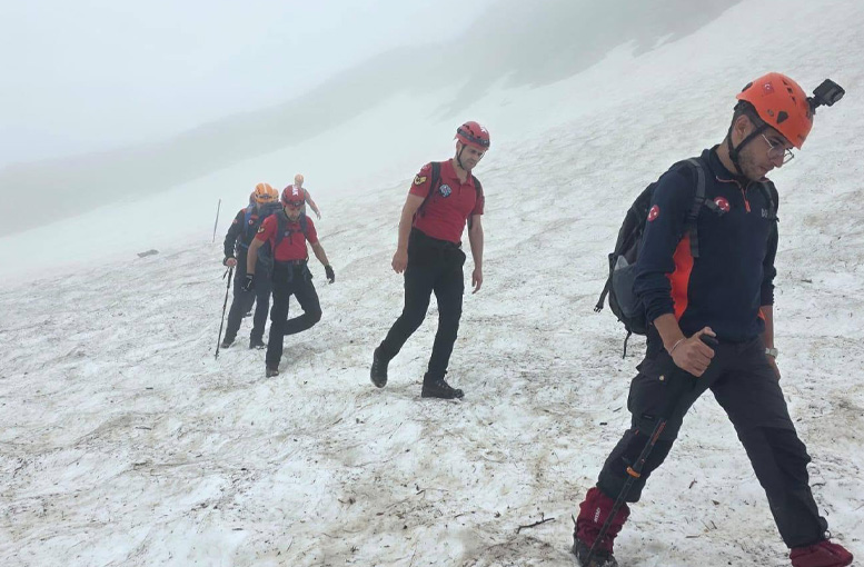Rize Çamlıhemşin'de Kaybolan 3 Yabancı Uyruklu Turist Kurtarıldı